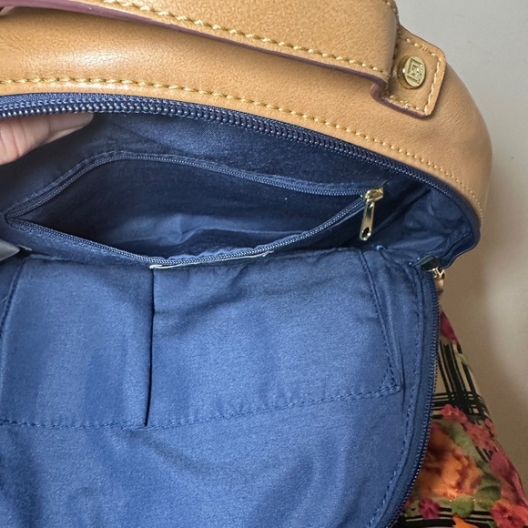 Liz Claiborne Blue and Tan Quilted Backpack main image 8